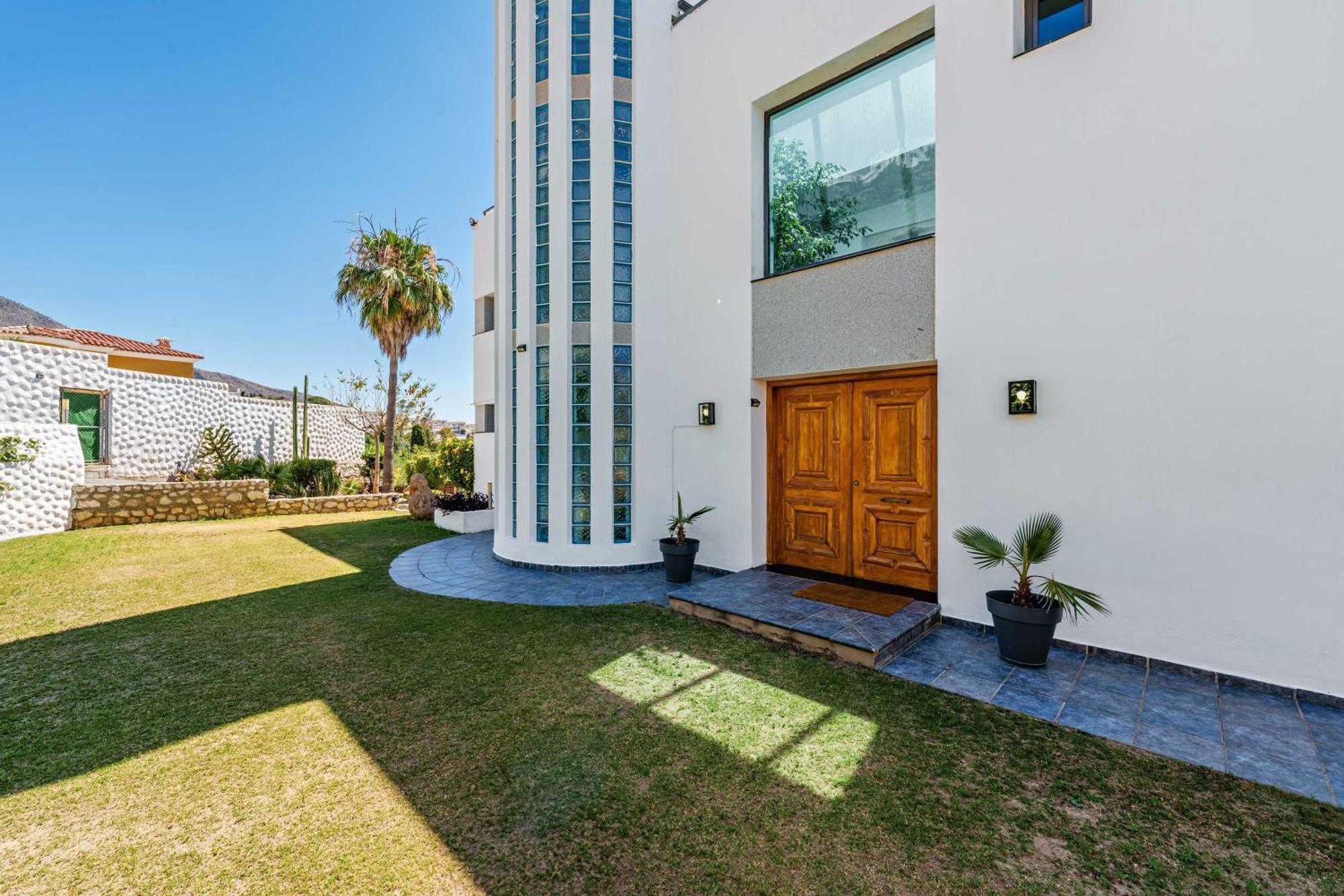 Holivista Benalmádena